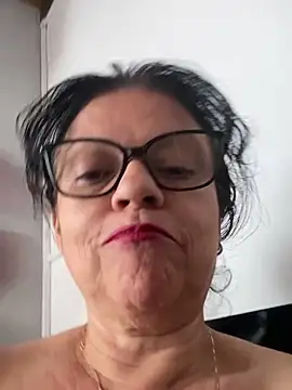 Sharongirl07 online show from April 2, 2:58 pm