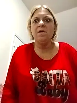 Snapshot of Playmate86 chatting on December 3, 7:10 am Playmate86 online show from December 3, 7:10 am