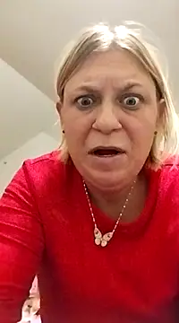 Snapshot of Playmate86 chatting on December 6, 8:37 am Playmate86 online show from December 6, 8:37 am