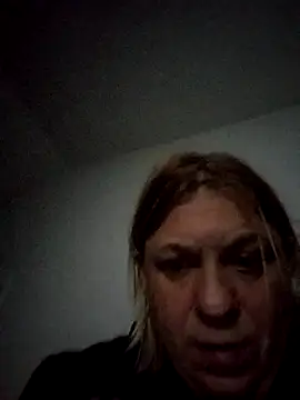 Snapshot of Playmate86 chatting on February 25, 10:15 am Playmate86 online show from February 25, 10:15 am