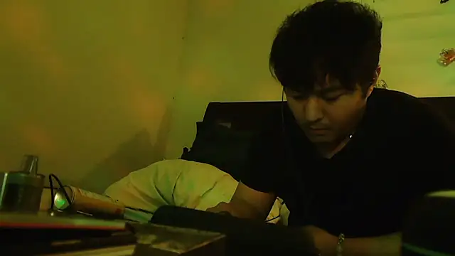 cloudyspun online show from November 22, 10:36 am