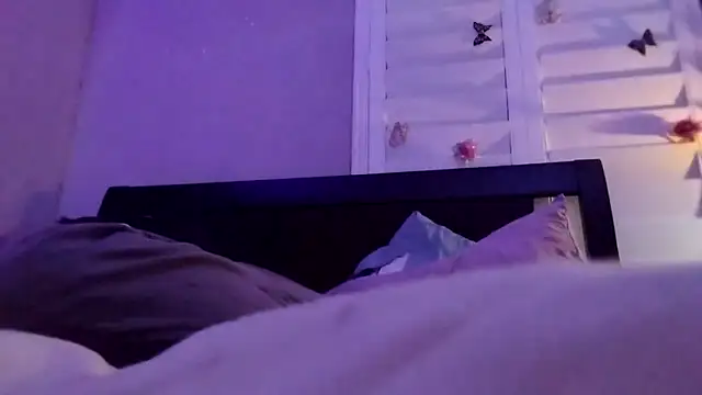 cloudyspun online show from February 19, 4:19 am