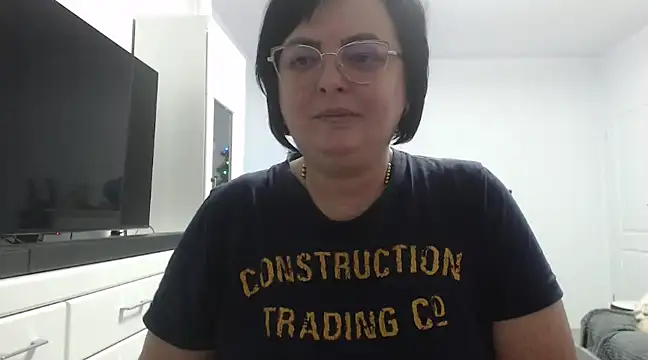 Amandamuller1982 online show from December 19, 4:34 am