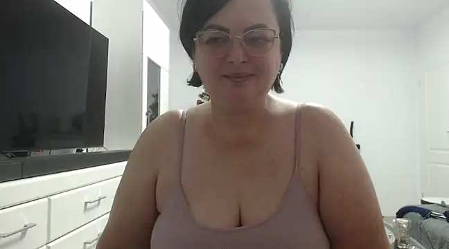Amandamuller1982 online show from December 23, 2:13 am