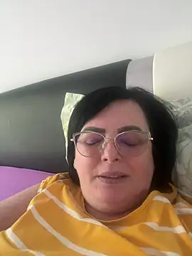 Amandamuller1982 online show from December 24, 8:44 am
