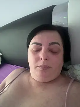 Amandamuller1982 online show from December 28, 7:11 am