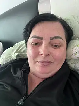 Amandamuller1982 online show from January 4, 8:28 am
