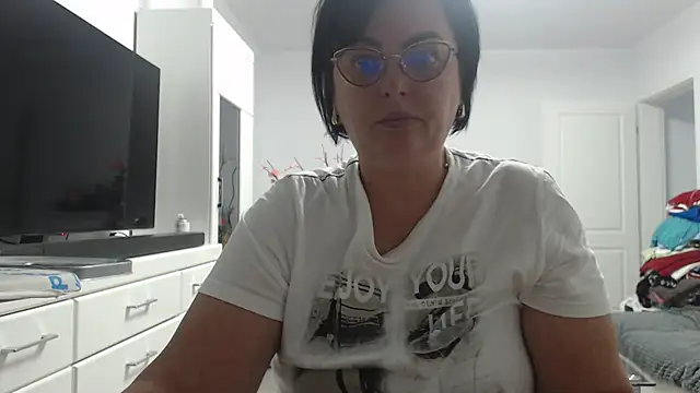 Amandamuller1982 online show from September 20, 12:33 am