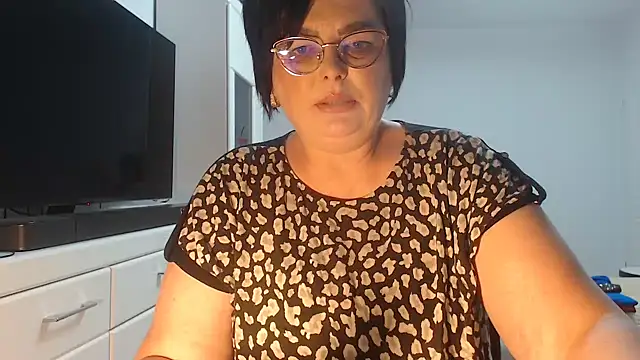 Amandamuller1982 online show from May 19, 10:49 pm