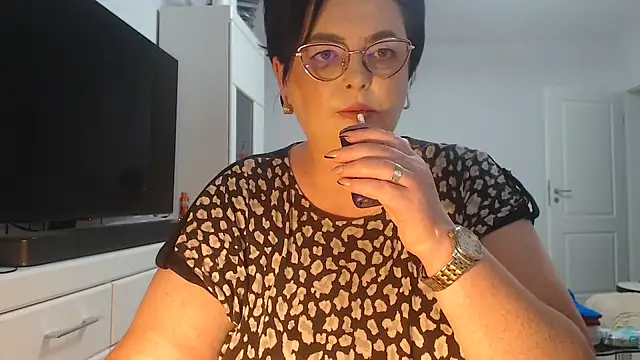 Amandamuller1982 online show from May 22, 2:55 pm