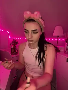 AdelinaAlia online show from February 20, 1:11 pm