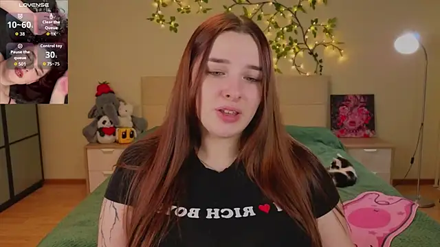 CookyDaisy online show from April 21, 1:42 am