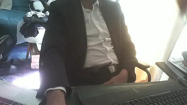 shyfrenchcock1 online show from April 16, 8:59 am