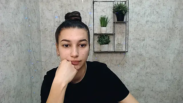 KarolinaRosse  online show from February 15, 6:44 am