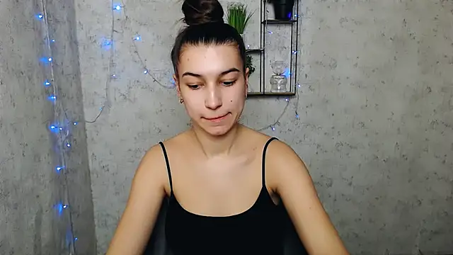 KarolinaRosse  online show from March 2, 10:03 am