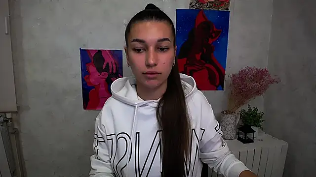 KarolinaRosse  online show from October 7, 5:15 am