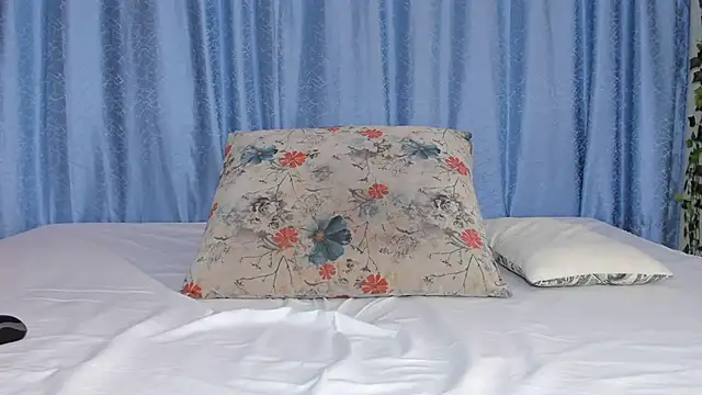 andradahot15 online show from March 5, 1:51 pm