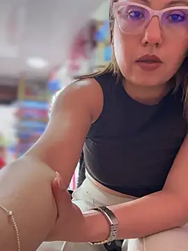 VIOLETA-25  online show from February 7, 8:34 pm