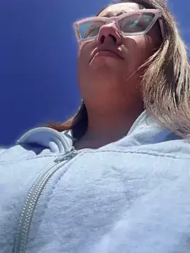 VIOLETA-25  online show from February 27, 3:12 pm