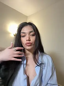 Sweet Khalifa  online show from February 4, 2:56 pm
