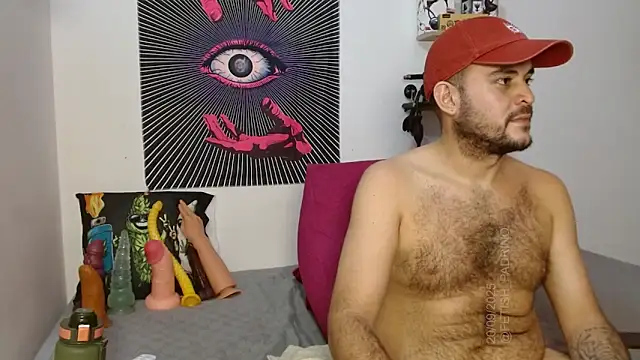 Snapshot of fetish_padrino chatting on September 21, 4:47 am fetish padrino online show from September 21, 4:47 am