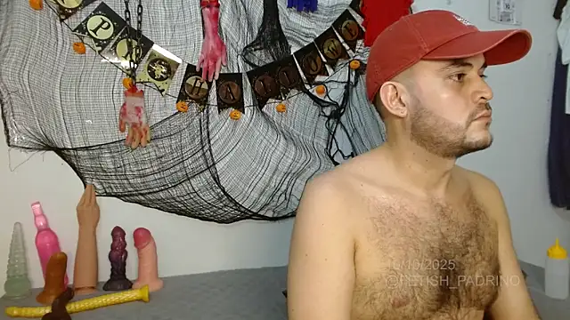 Snapshot of fetish_padrino chatting on October 11, 4:33 am fetish padrino online show from October 11, 4:33 am