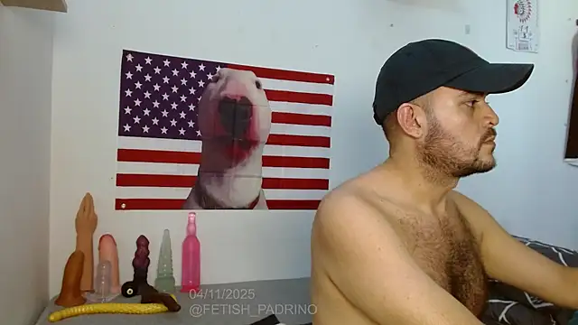 Snapshot of fetish_padrino chatting on November 5, 1:55 pm fetish padrino online show from November 5, 1:55 pm