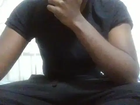 Snapshot of justinme00o7 chatting on January 9, 4:52 am justinme00o7 online show from January 9, 4:52 am