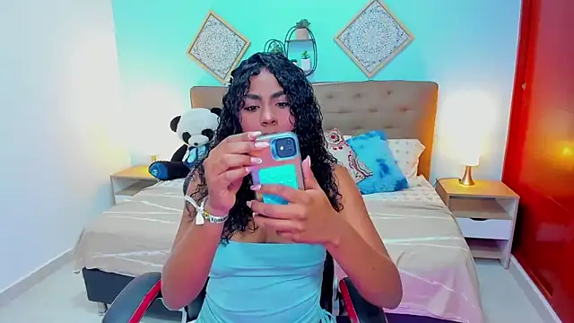 Edelaine rogers online show from April 14, 1:22 am