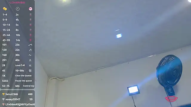 Snapshot of la_mazona chatting on March 11, 11:26 pm la mazona online show from March 11, 11:26 pm