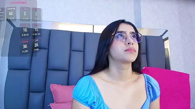 Amy wats0n online show from April 11, 7:07 pm