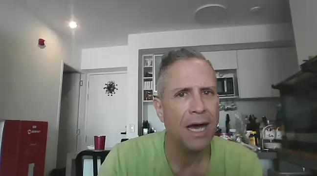 Snapshot of Diegoperrote682661 chatting on January 6, 10:05 pm Diegoperrote682661 online show from January 6, 10:05 pm