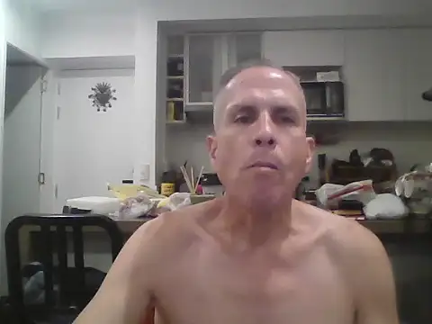 Diegoperrote682661 online show from November 15, 4:21 am