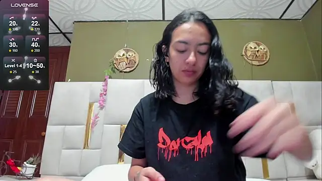 Mia scarlet69 online show from March 24, 12:10 pm