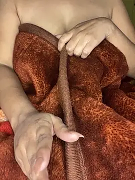 Snapshot of cum-to-nicky chatting on January 2, 6:07 am cum-to-nicky online show from January 2, 6:07 am