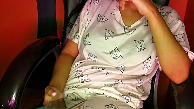 Snapshot of cum-to-nicky chatting on February 3, 3:38 pm cum-to-nicky online show from February 3, 3:38 pm