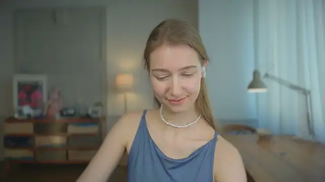 solar bella online show from February 25, 2:11 pm