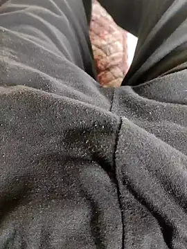 Snapshot of themostnaughtiestguyy chatting on September 12, 8:03 am themostnaughtiestguyy online show from September 12, 8:03 am