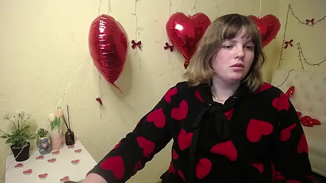 StaceyLex online show from February 13, 6:42 am