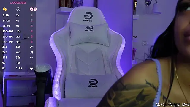 Snapshot of Angela_Myst chatting on February 11, 7:23 am Angela Myst online show from February 11, 7:23 am