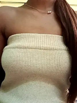 Snapshot of Miss-Sadhana chatting on February 1, 9:11 am Miss-Sadhana online show from February 1, 9:11 am