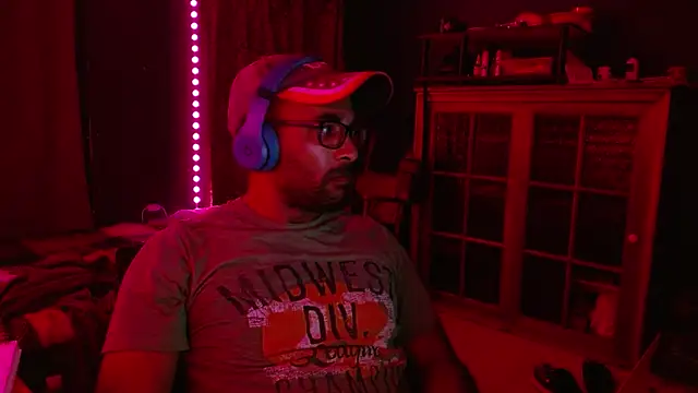 Snapshot of _______the chatting on December 19, 2:29 am the online show from December 19, 2:29 am