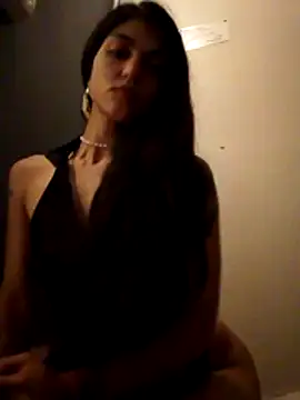 Snapshot of BURN666ING chatting on November 30, 11:47 am BURN666ING online show from November 30, 11:47 am