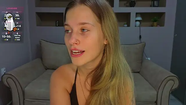 Snapshot of LinaCristonsen chatting on September 14, 4:28 pm LinaCristonsen online show from September 14, 4:28 pm