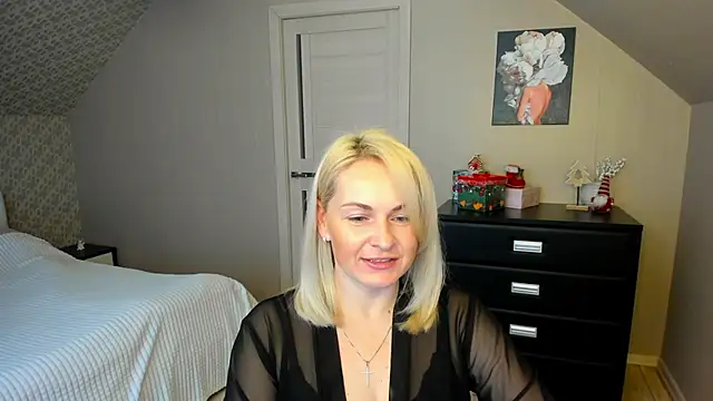 Alicee Gracee online show from December 5, 8:34 am