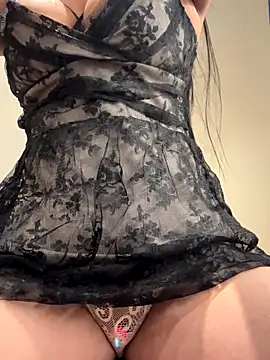 Snapshot of ScarletAss chatting on November 8, 3:01 pm ScarletAss online show from November 8, 3:01 pm