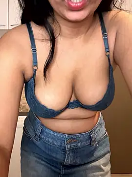 Snapshot of ScarletAss chatting on January 14, 5:29 pm ScarletAss online show from January 14, 5:29 pm