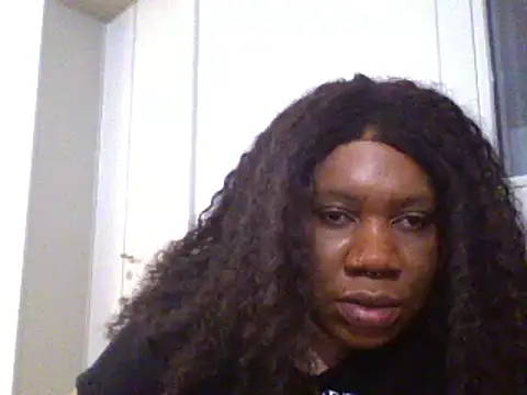 Snapshot of bonbonaumiel chatting on December 5, 6:11 pm bonbonaumiel online show from December 5, 6:11 pm