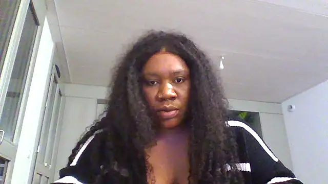 Snapshot of bonbonaumiel chatting on December 7, 6:04 pm bonbonaumiel online show from December 7, 6:04 pm