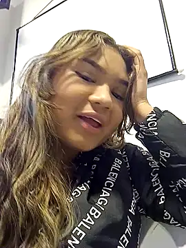 Snapshot of ZoeBianchi chatting on January 23, 4:48 pm ZoeBianchi online show from January 23, 4:48 pm